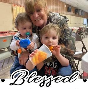 Meet your Posher, Joni